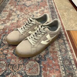 Men's aldo grey and white shoes